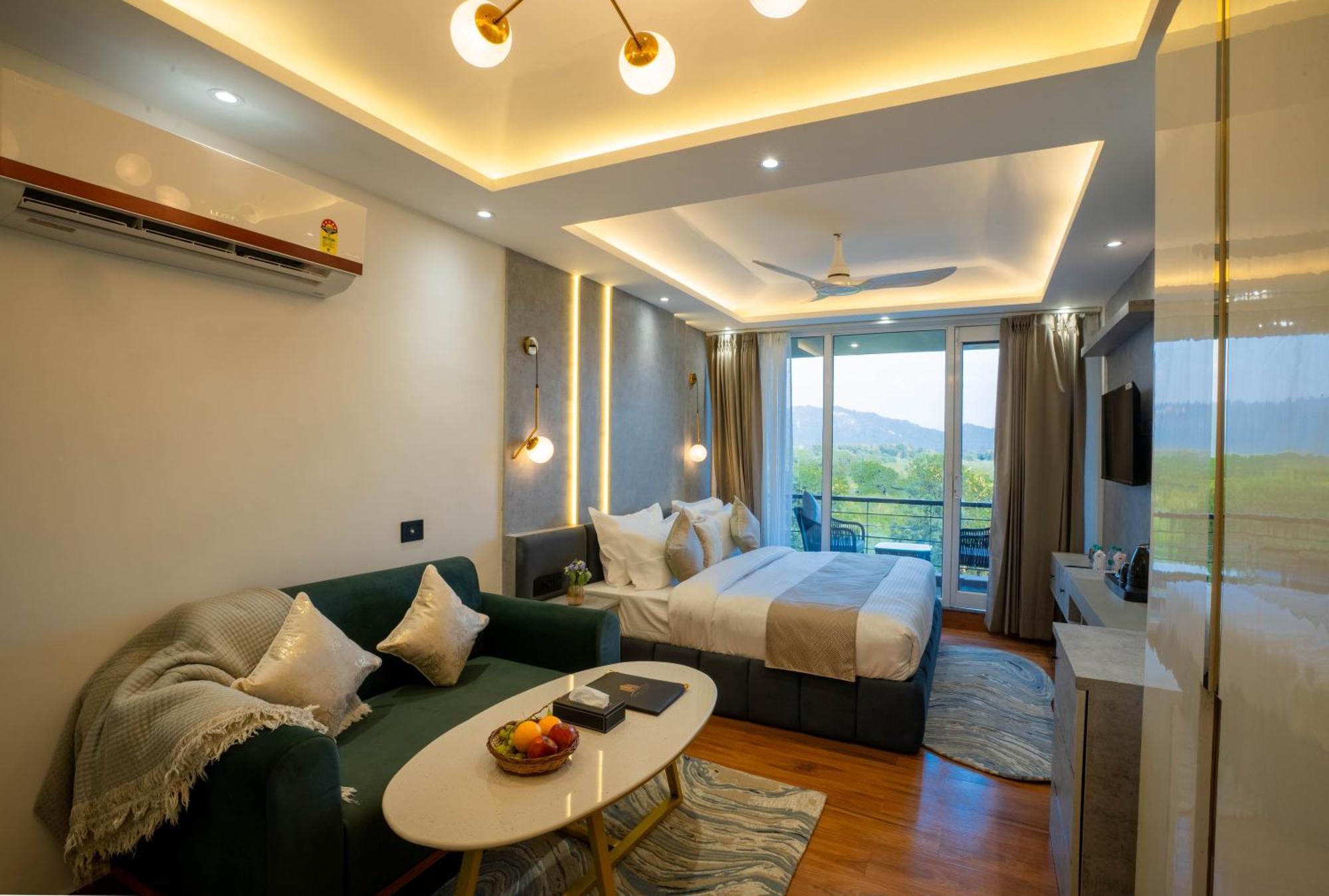 The Ganges Riverside Escape With A Private Ghat Haridvár Kültér fotó